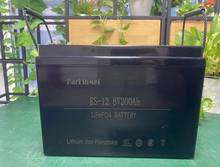 12.8V200Ah可出口锂电